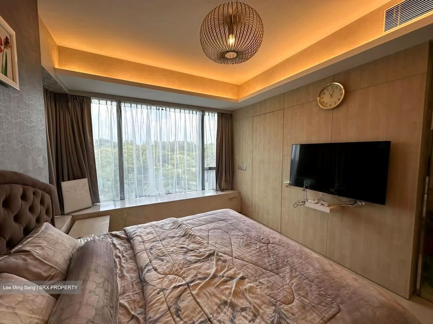 SilverSea (D15), Condominium #599704691